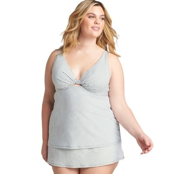 Lane Bryant Underwire Seersucker Relaxed Swim Tankini Top in Hedge Green Stripe - Picture 1 of 6